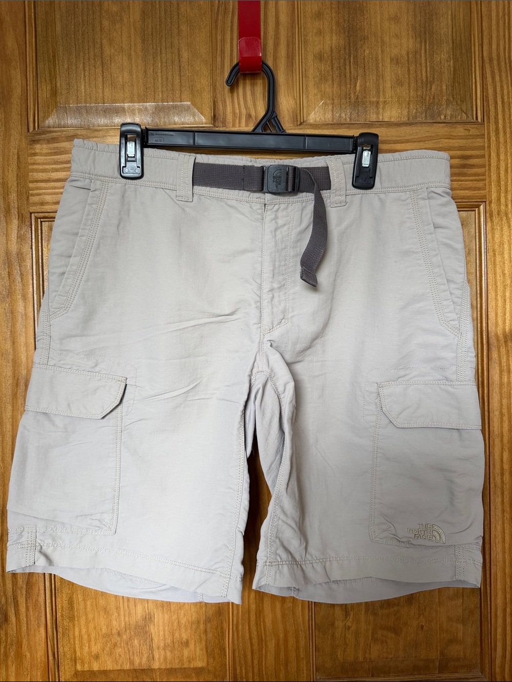 The North Face Men's Light Tan Cargo Shorts with Built-In Belt- Size 34